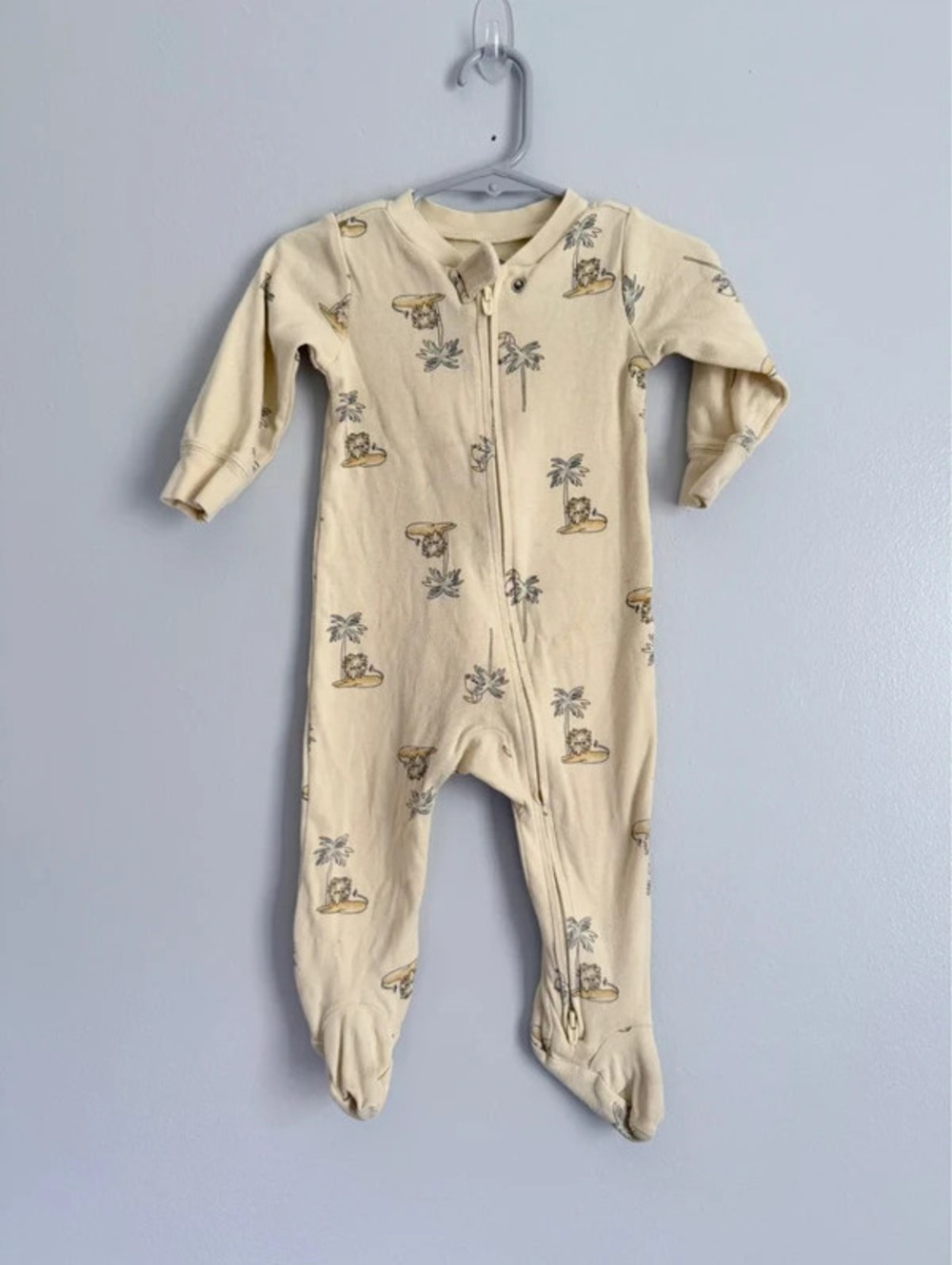 Carter’s Baby Lion Print Zip Footed Sleeper 9M